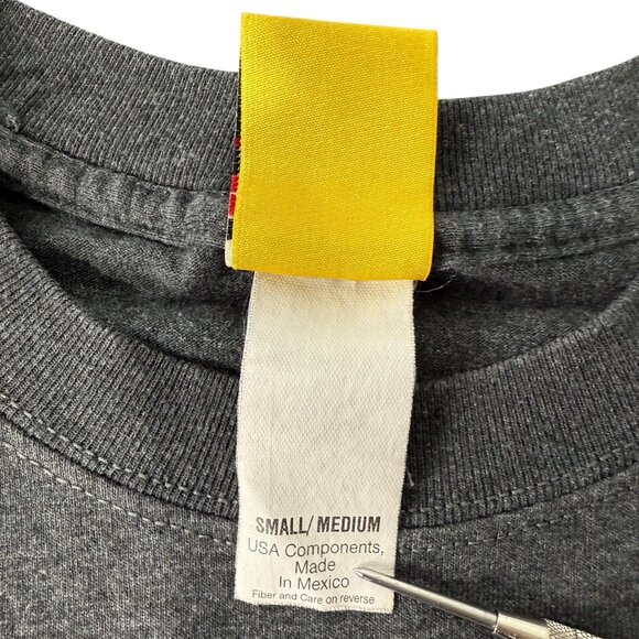 Big Dogs 2004 "Its Five OClock Somewhere" Graphic T-Shirt Gray S - Picture 8 of 10